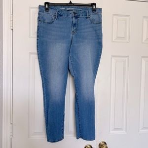 Old Navy Super Skinny Jeans